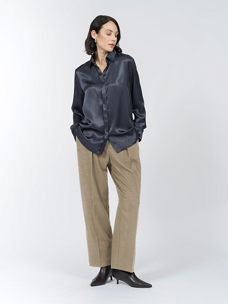 Блуза рубашечного кроя из шелковистой вискозы