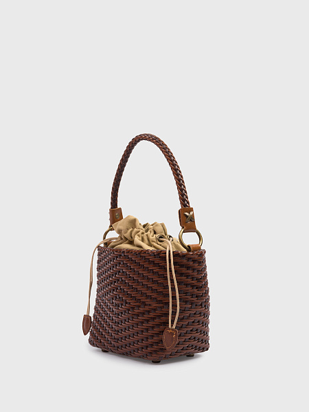 Плетеная сумка из натуральной кожи