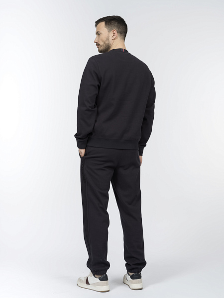 Свитшот из фактурного трикотажа