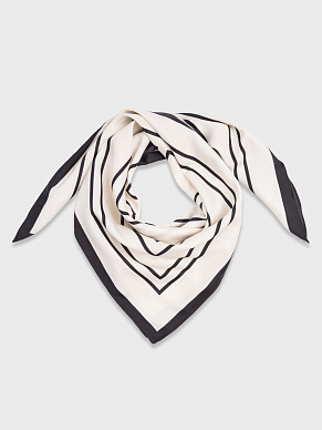 Платок с контрастным принтом