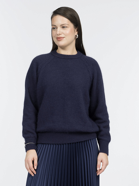 Джемпер с пушистой ангорой