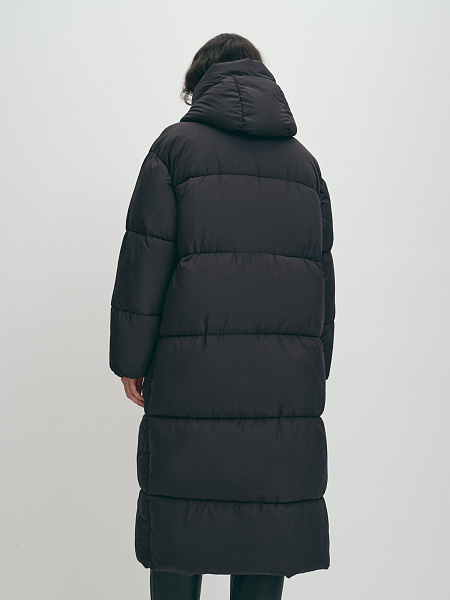 Длинный теплый пуховик с капюшоном на молнии