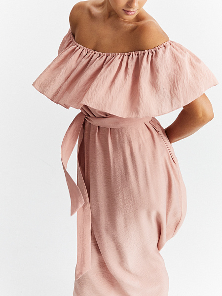 Платье-миди с воланом