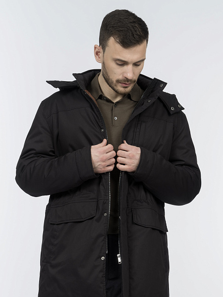 Короткий плащ с капюшоном, утепленный синтепоном