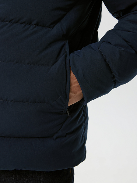 Короткая куртка с утеплителем пух/перо