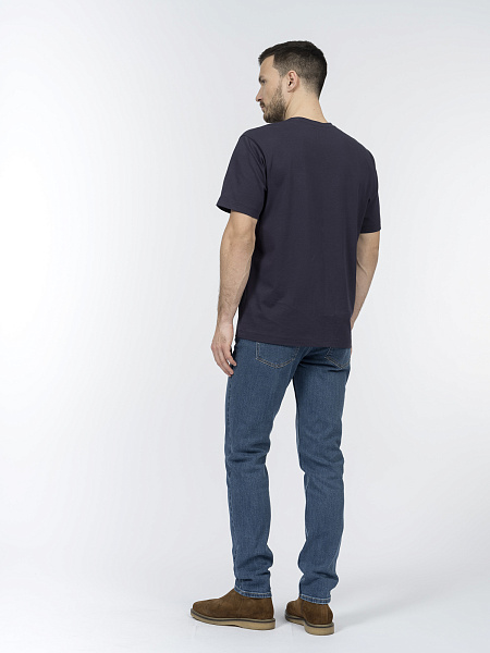 Узкие джинсы