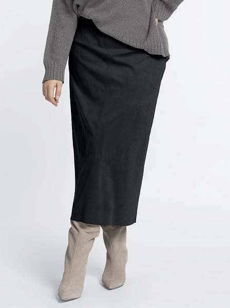 Расклешенная юбка из замши