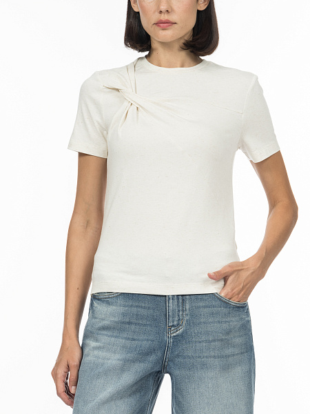 Футболка с перекрутом