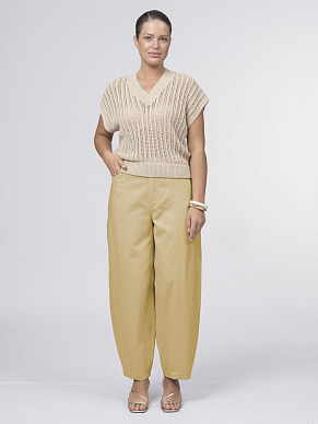 Ажурный джемпер с V-вырезом