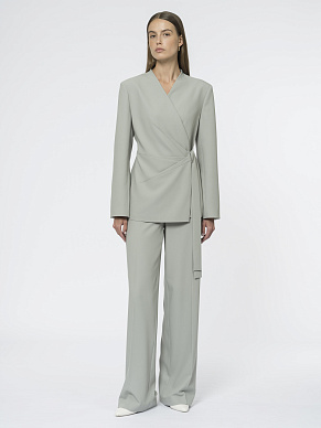 Жакет с асимметричным запахом