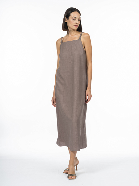 Платье с перекрутами и эффектным вырезом