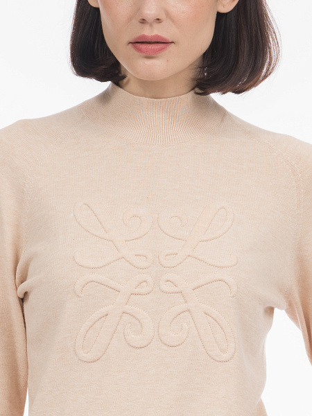 Вязаный джемпер с вышивкой