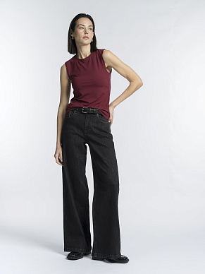 Темно-серые широкие джинсы