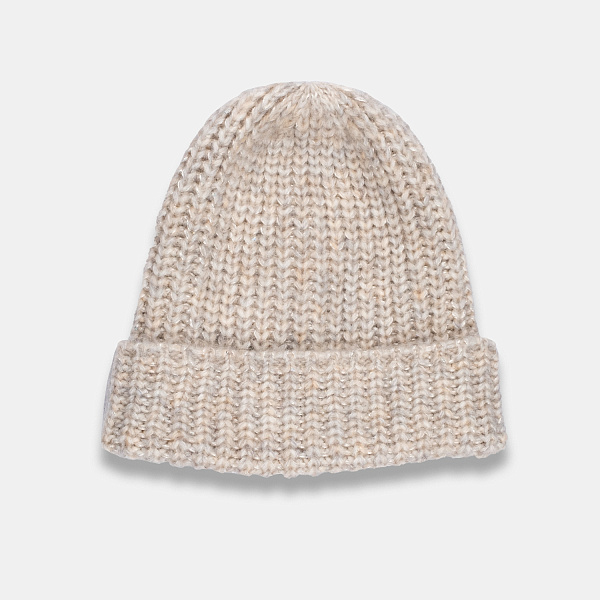 Мягкая шапка с овечьей шерстью