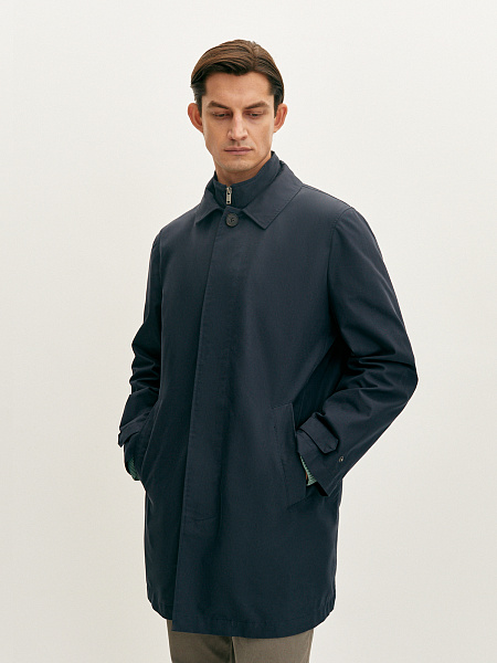 Плащ с комбинированным воротником