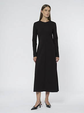 Приталенное платье из вискозного трикотажа