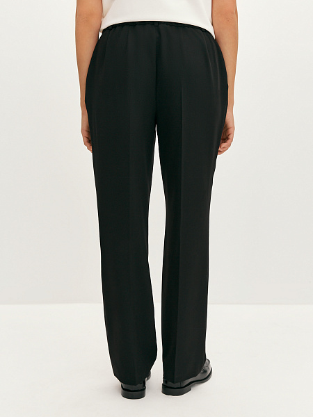 Брюки классические со стрелками