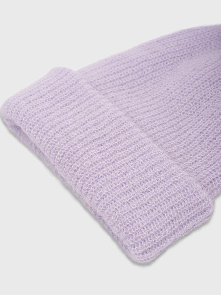 Шапка вязаная лилового оттенка
