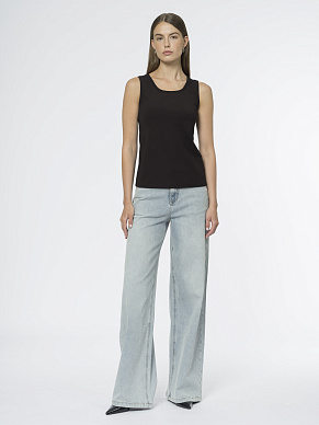 Топ из вискозного трикотажа