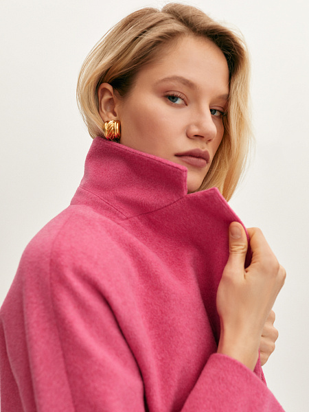 Пальто из овечьей шерсти 