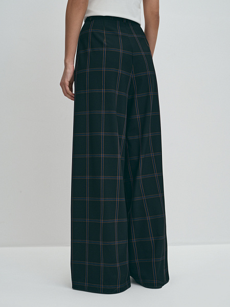 Прямые широкие брюки в клетку