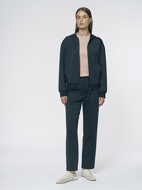 Бомбер из мягкого неопрена с капюшоном