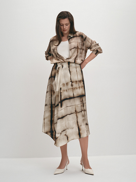 Юбка с асимметричным низом