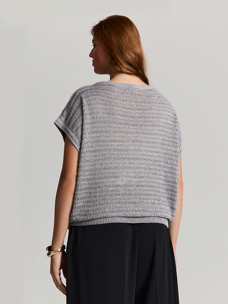 Джемпер с вырезом-лодочкой