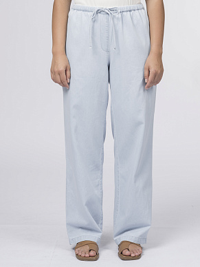 Джинсы из тонкого хлопкового денима