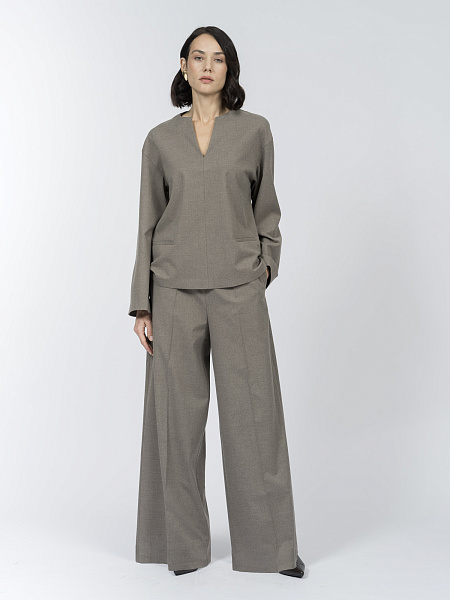 Блуза с комбинированным вырезом