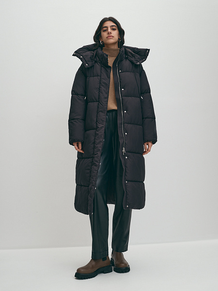 Длинный теплый пуховик с капюшоном на молнии