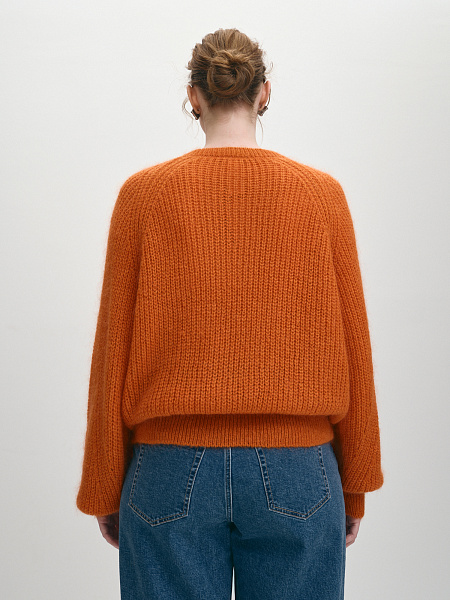 Вязаный джемпер крупной вязки