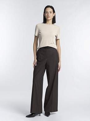 Универсальная футболка из вискозного трикотажа