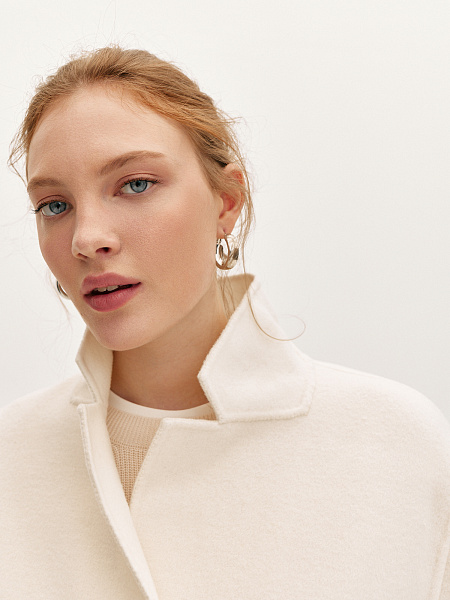 Полупальто из шерсти