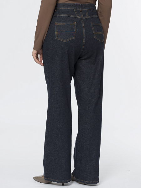 Синие джинсы из сырого денима