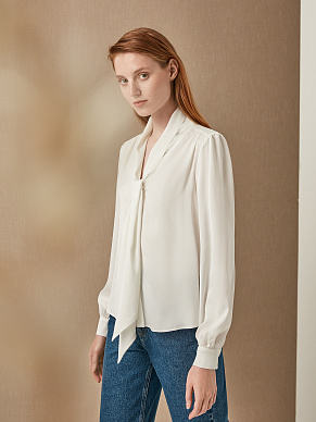Блуза из струящейся ткани