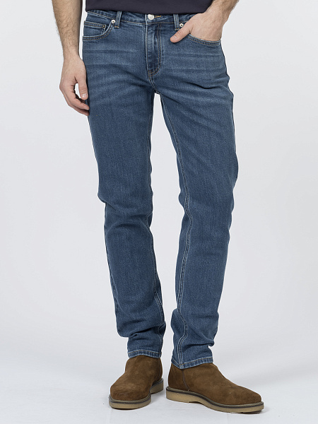 Узкие джинсы