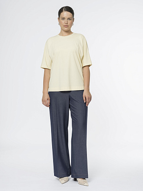 Прямые брюки цвета денима