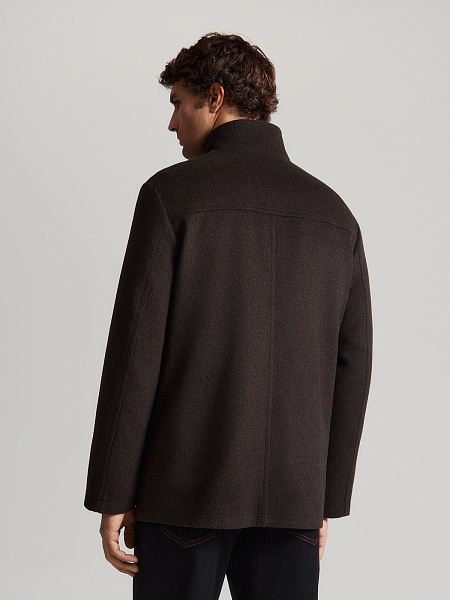 Укороченное пальто с отстегивающейся манишкой, утепленное синтепоном