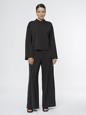 Прямые брюки с атласным блеском