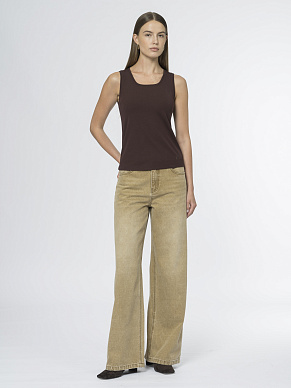 Бежевые джинсы