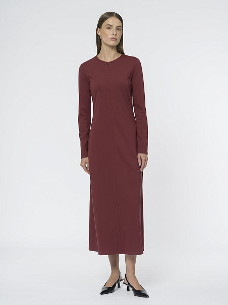 Приталенное платье из вискозного трикотажа