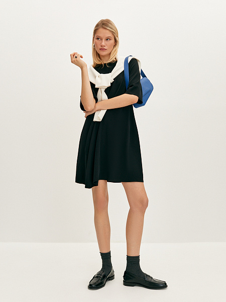 Платье с асимметричными драпировками