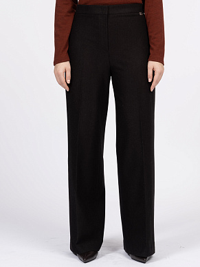 Трикотажные брюки со стрелками